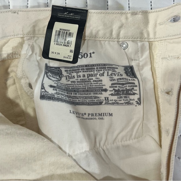 Levi's 501 Button Fly Cropped Straight Distressed Jeans Cream Women's Size 30 - Picture 5 of 12